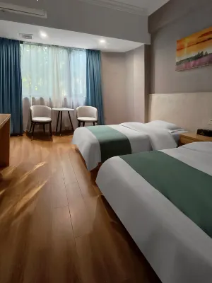 Shell Hotel (Wuzhou Wangcheng Plaza Sun Plaza) Hotels in Wuzhou