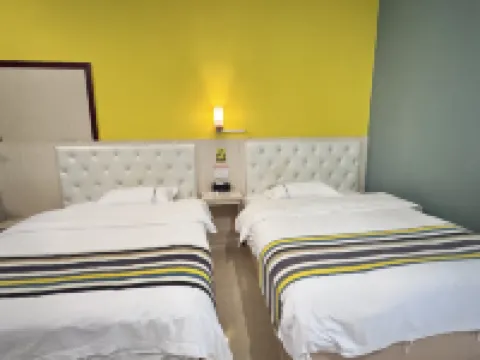 Napo Green Theme Hotel