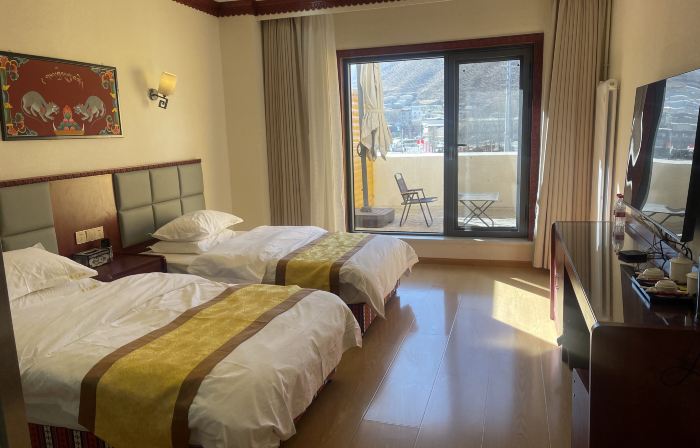 Meet Yushu Inn
