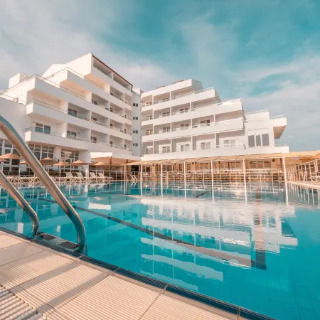 Afytos Oren Beach Prestij