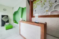 Urbanview Hotel Maulana Hills Syariah