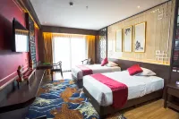 Senyum World Hotel