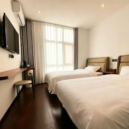Ruihan Hotel Отели в г. Яньцзи