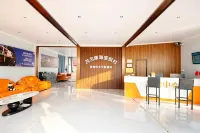 mao ming kang hai capsule hotel