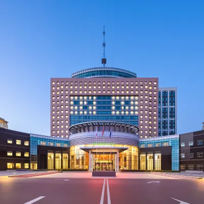 Yinchuan Guomao Center Hotel Hotels near Chengtian Monastery