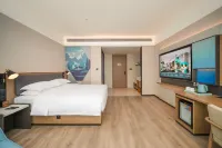 Echarm Hotel (Maoming Xinyi Convention Center Douzhouli Cultural and Creative Street)