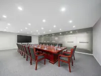 Yaduo International Hotel (Lishe International Airport Ningbo Railway Station)