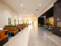 S LIVIN Airport Apartment - Beside to Holiday Inn Hotels near District 12