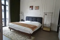Qinglu Shanfang Homestay (Hanhua Tianmashan Hot Spring Resort)