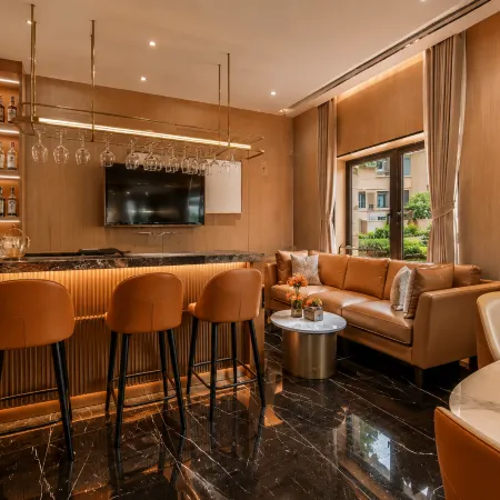 JUN YUE Hotel【Abuja No.8 Branch | Chinese-friendly | Three meals daily | 24-hour security patrol】