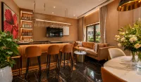 JUN YUE Hotel【Abuja No.8 Branch | Chinese-friendly | Three meals daily | 24-hour security patrol】 - Quầy bar