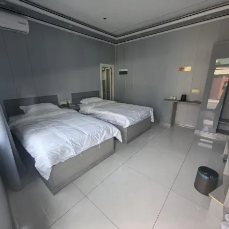 Yining Kaiqun Homestay (Liuxing Street)