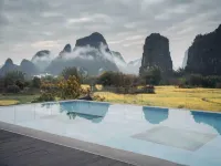 Man Yun Oriental Hidden Luxury · Hidden Luxury Vacation Hotel (Yulong River Branch)