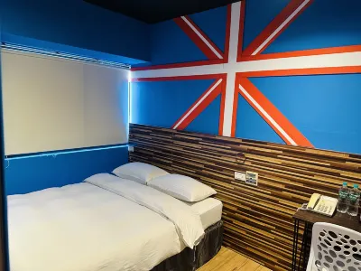 R10 Eco Hotel Отели в г. 