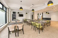 The Manor Park Hotel - New
