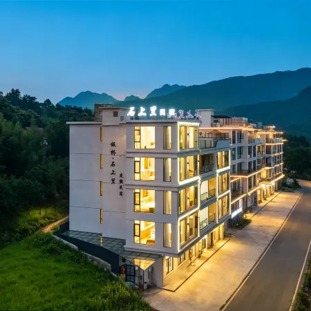 Shishangli Creekside Bamboo Villa, Banqiao Village, Jingxian