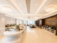 Donglan Dongsheng International Grand Hotel (Wei Baqun Memorial Hall Cultural Square) - Wi-Fi