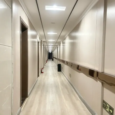 Changge Yifei Business Hotel