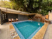 Savia Hotel & Resort Ciater - parking