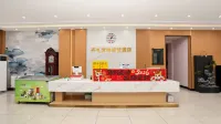 Qili Palace Taoyuan Dream Hotel (Longsha Zoo and Botanical Garden Qiqihar Medical College) - 2-نجوم