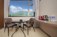 Dingsheng Hotel - parking