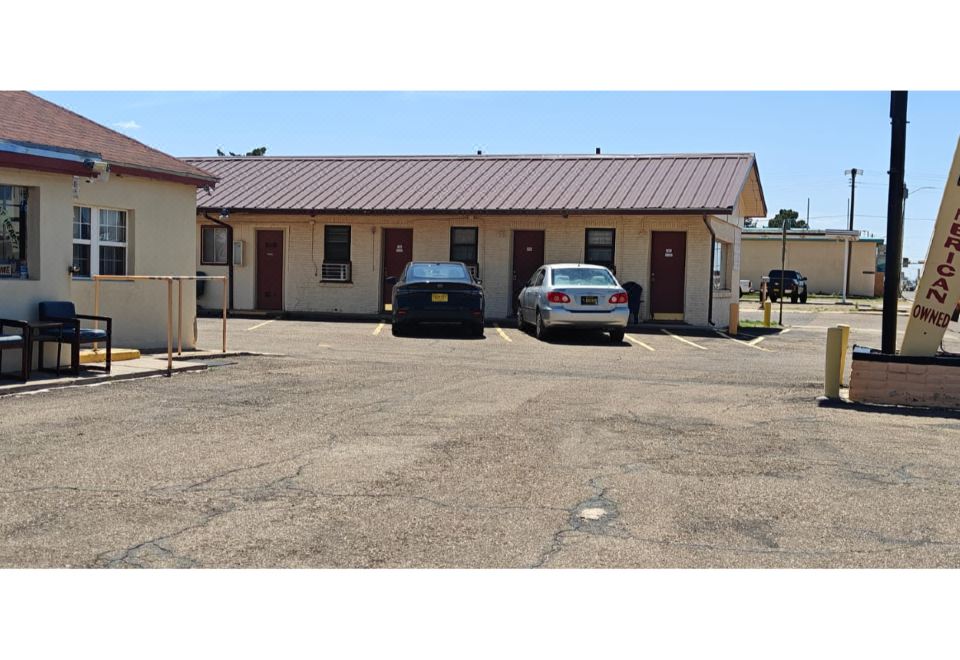 Americana Motel - Housity