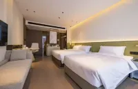Fansenna at Mu Lake Hotel (Baoding East Railway Station & Hebei University New Campus Branch) - Ailelere Uygun