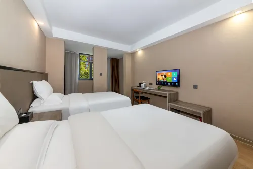 Luoshan Haiyue Hotel - شرفة