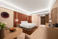 Yining Shandong Road Crystal Orange Hotel - parking