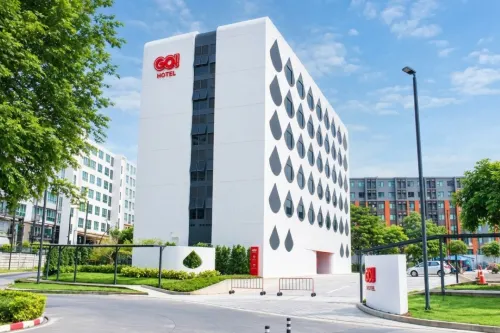GO Hotel Chiang Mai - parking