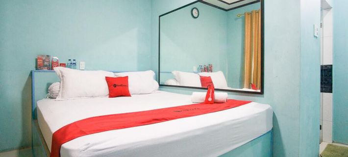 RedDoorz near Mikie Holiday Funland Berastagi Hotels in Karo