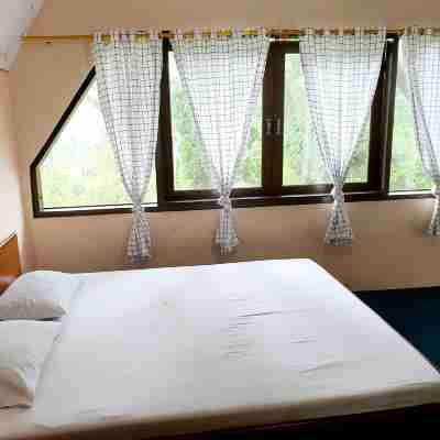 Argapuri Jungle Resort Ciwidey Rooms