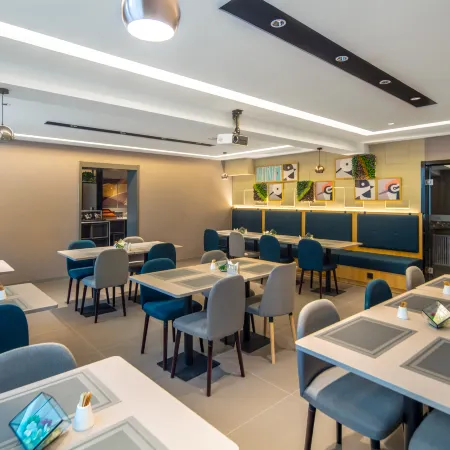 Homeinn Selected Hotel (Xinzhou Ancient City)