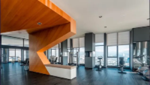 EXPRESSIONZ KLCC โดย MANA-MANA