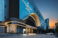 カントリー イン＆スイーツ by ラディソンホテル（上海鉄道駅） 嘉利商業広場周辺のホテル