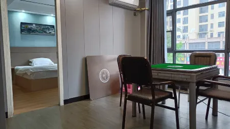 Jiu Long Business Hotel