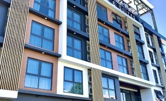 Capitol Hill Hotel and Suites