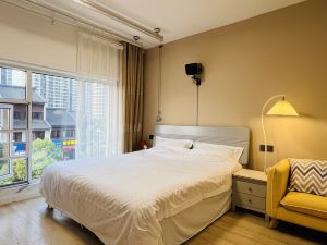 Yancheng Loft Apartment