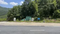 CHANG TIAN TOURISM QINLU HOT SPRING HOTEL - parking