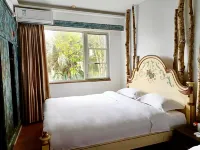 Shenzhen Cape No. 9 Beach Holiday Villa