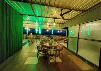 Hotel Townhouse at Udaipur City Railway Station Hotels in Udaipur