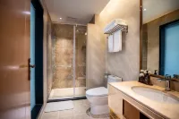 Yulong Hotel Hotels in Dege