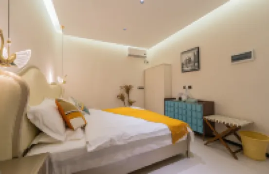 Yining Huatian Yunxuan Homestay (Kazanqi Folk Custom Tourism Area Branch)