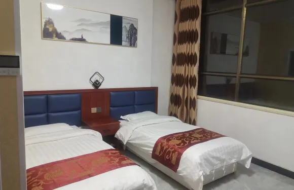 遮陽山畔山居民宿