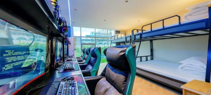 Aiwan E-sports Homestay (Wanzai Ancient City Baota Road Pedestrian Street) โรงแรมในวานไซ