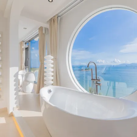 Lingshui Qianyu Qianxun Seaview Holiday B&B (Qingshuiwan Lighthouse Branch)