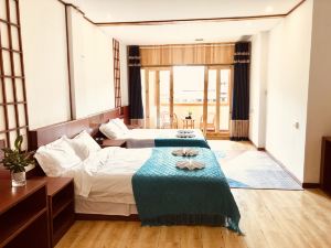 Zhaoxing Dongzhai Linhu Boutique Homestay