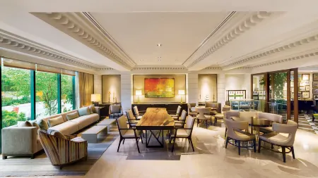 Aruga Apartments by Rockwell Отели рядом с достопримечательностью «Olympia Condominium Corporation»