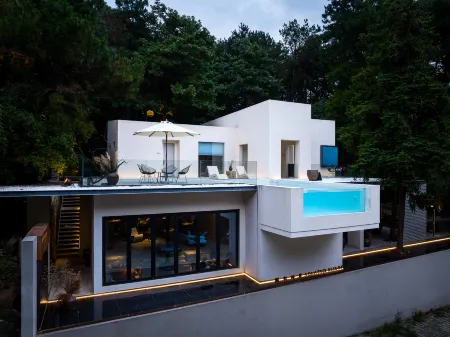 Wuhan Aquatree Resort Отели рядом с достопримечательностью «Hubei Ming and Qing Dynasties Ancient Architecture Museum»