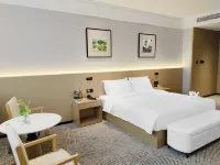 Tianyi Yi Hotel (Jiujiang University Shili Wanda Branch) - غرفة مطلة على الجبل